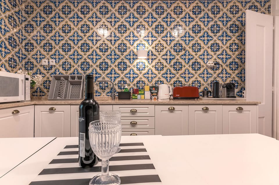 Bairro Alto Palace  Apartment for Large Groups Apartment in Lisbon