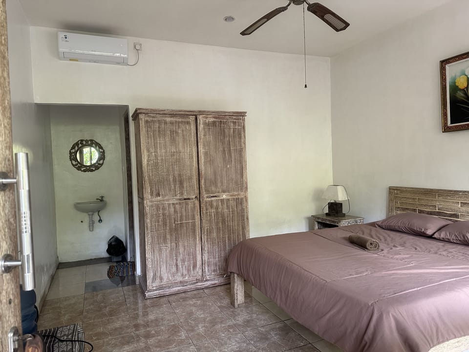 Basic Double Room, 1 Double Bed, Terrace | Living area