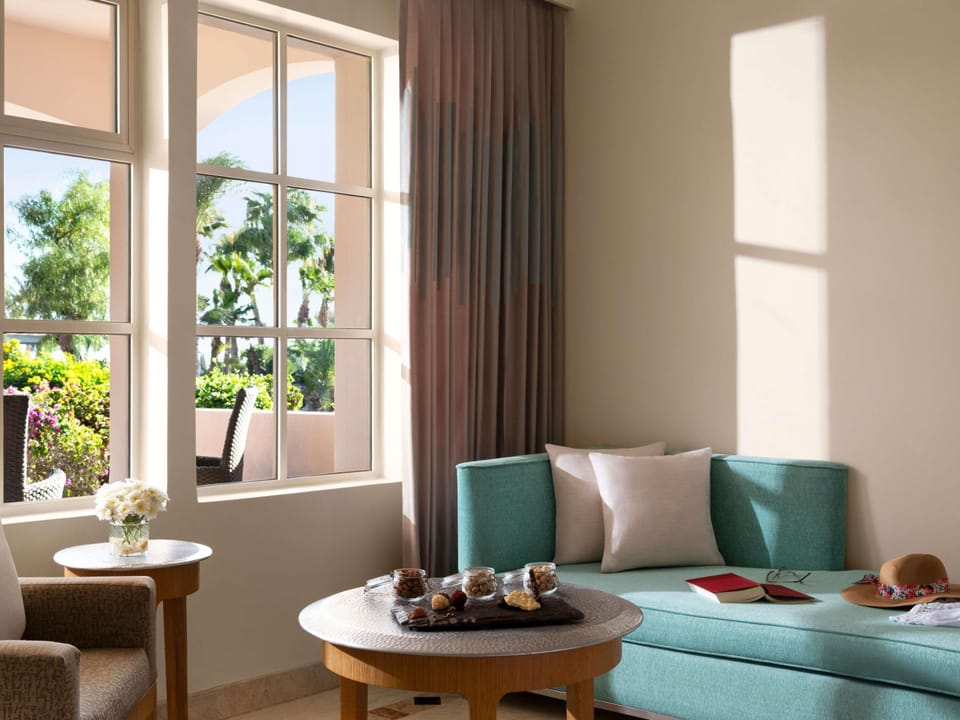 Minibar, in-room safe, desk, free cribs/infant beds