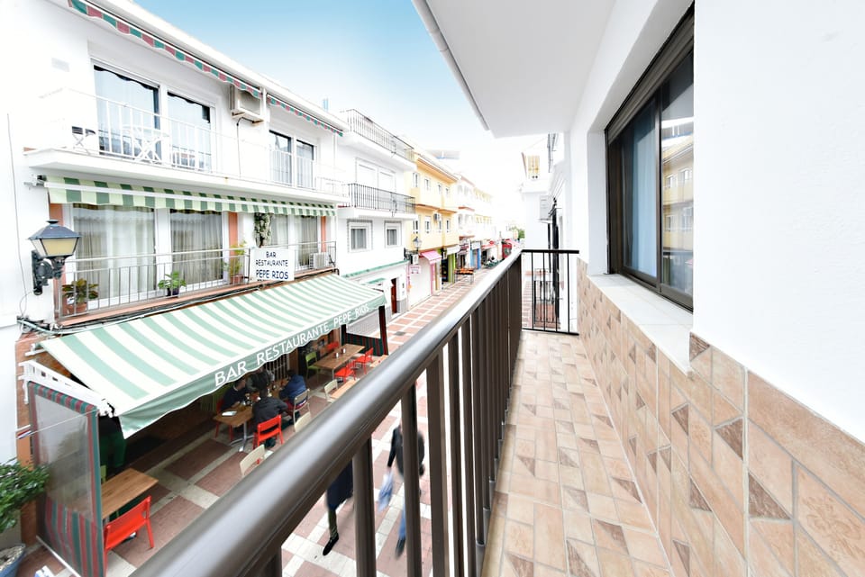 Apartment, 1 Bedroom | Porch