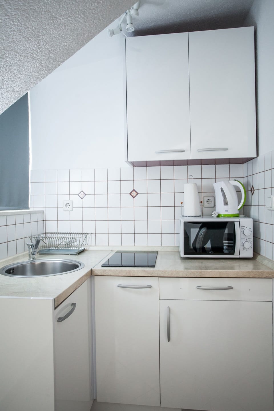 Apartment for 4 people | Private kitchenette | Mini-fridge, electric kettle