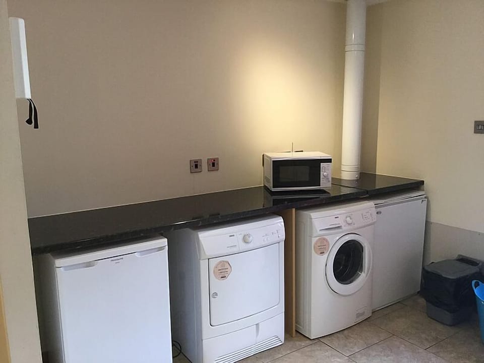 Apartment | Laundry