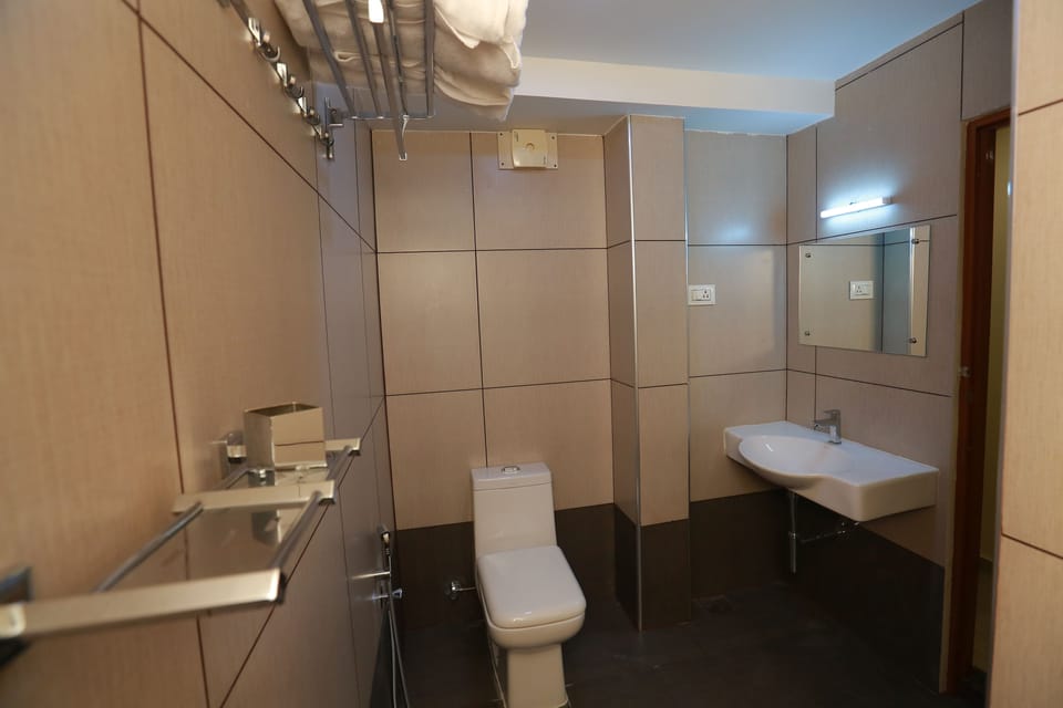 The Crescent Suites Hotel in Kochi