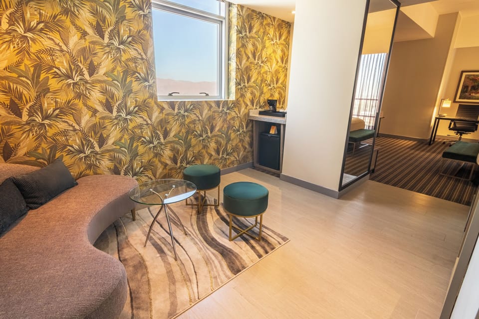 Junior Suite, 1 King Bed | Minibar, in-room safe, desk, laptop workspace