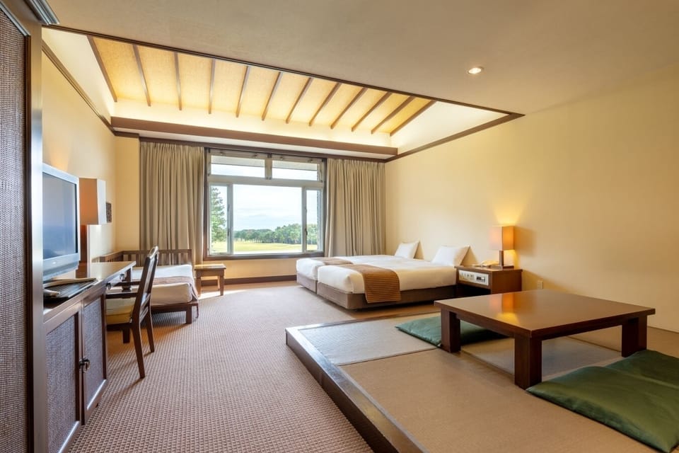 Oriental Japanese Western Style Twin Room | Free WiFi, bed sheets