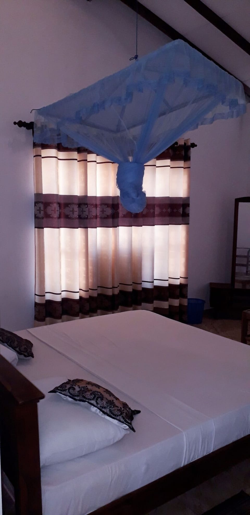 Basic Villa, 1 King Bed, Non Smoking, Beach View | 1 bedroom, individually furnished, desk, soundproofing