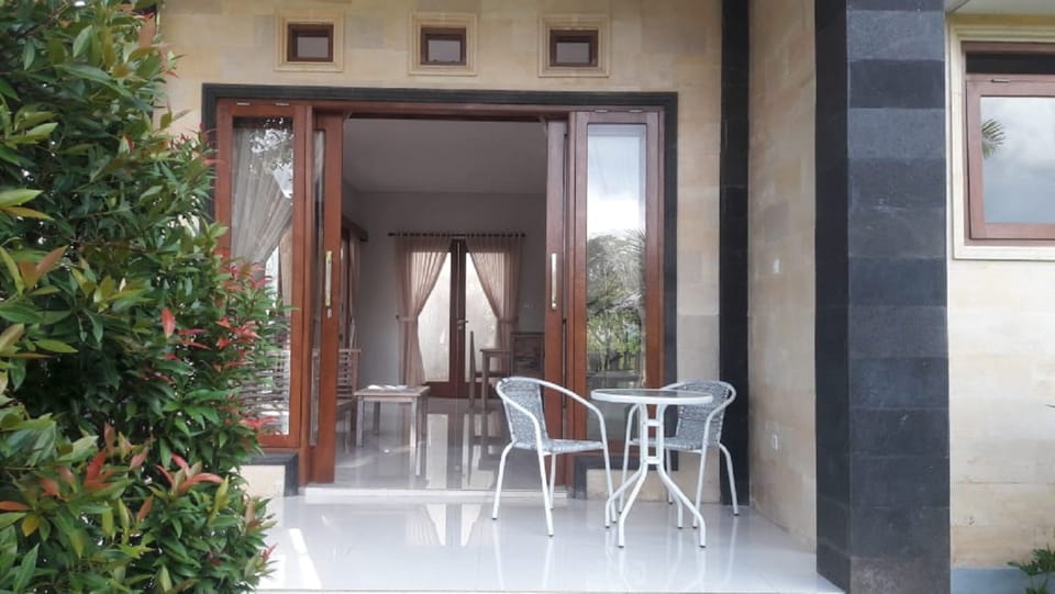 2 Bedrooms Villa  | Terrace/patio
