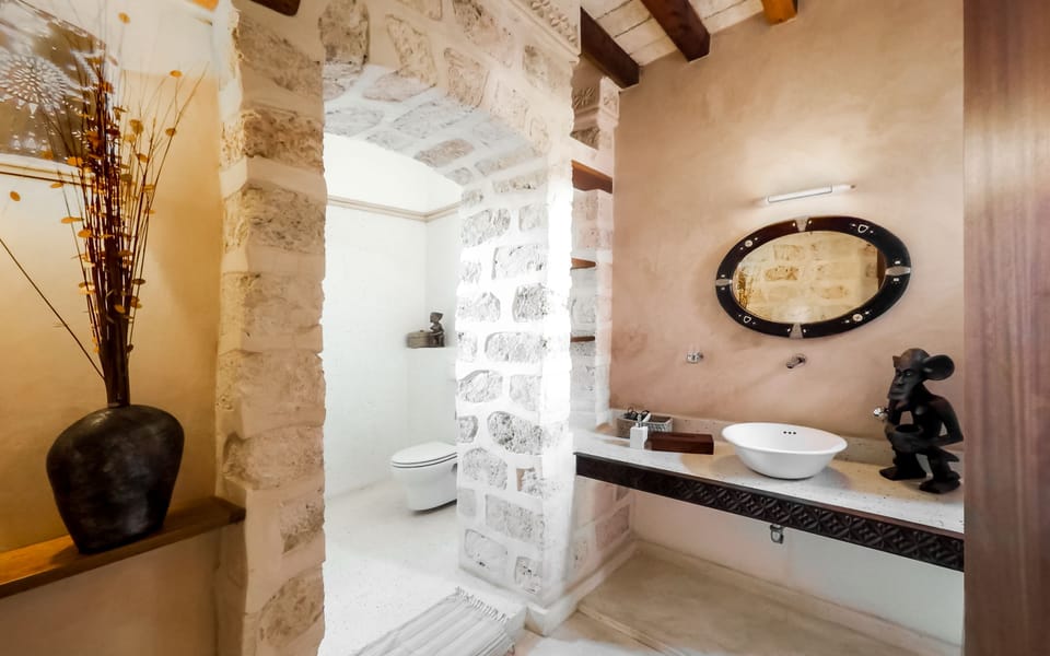 Grand Suite, 2 Bedrooms, Ocean View, Oceanfront | Bathroom | Shower, designer toiletries, hair dryer, bathrobes