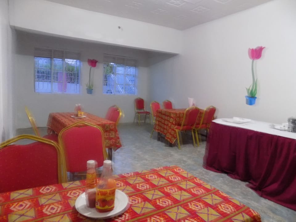 R & R Gardens Bed and Breakfast in Uganda