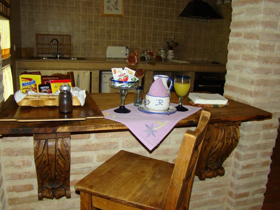 House, 4 Bedrooms (La Galana) | Private kitchen | Full-size fridge, microwave, oven, stovetop