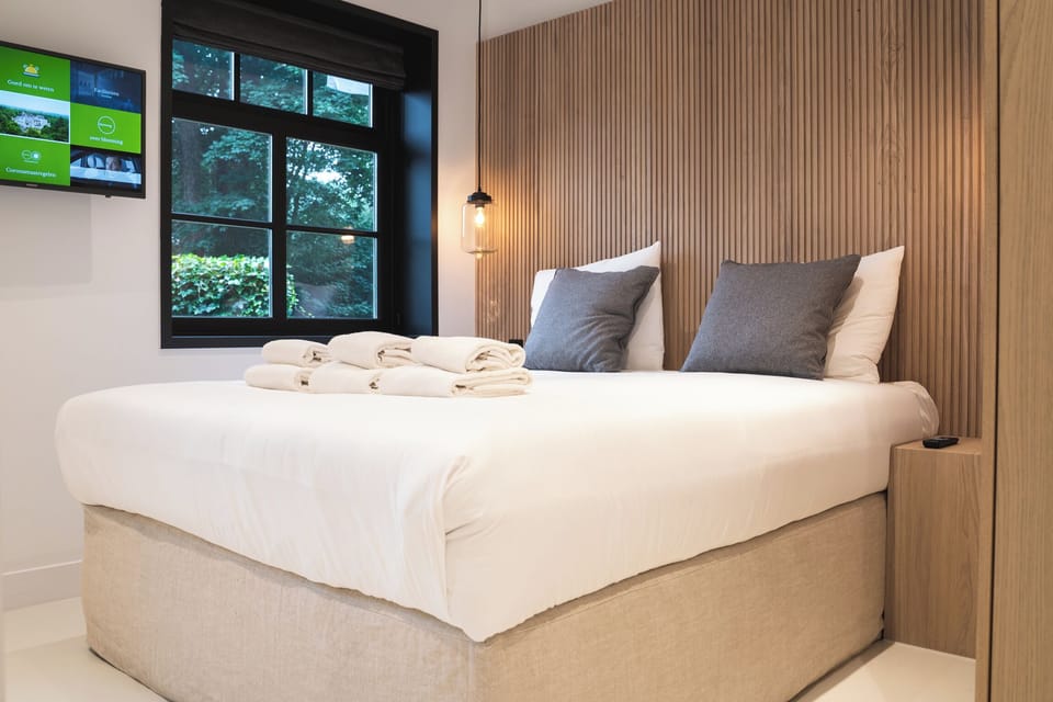 Villa (Cleaning fee + 350 Eur per stay) | In-room safe, desk, soundproofing, iron/ironing board