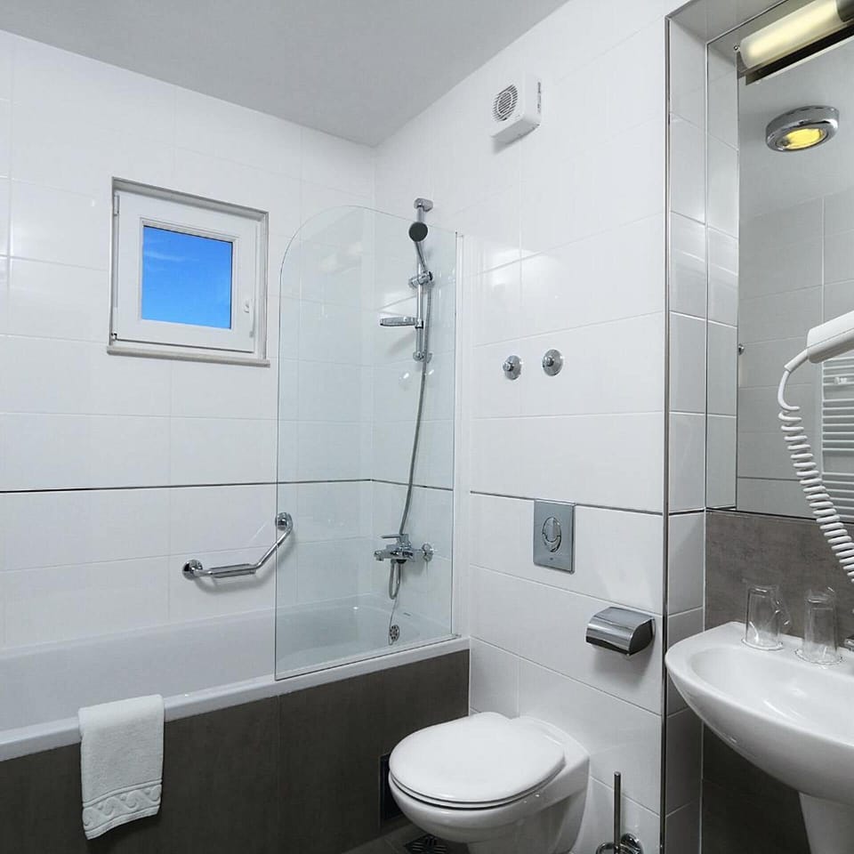 Free toiletries, hair dryer