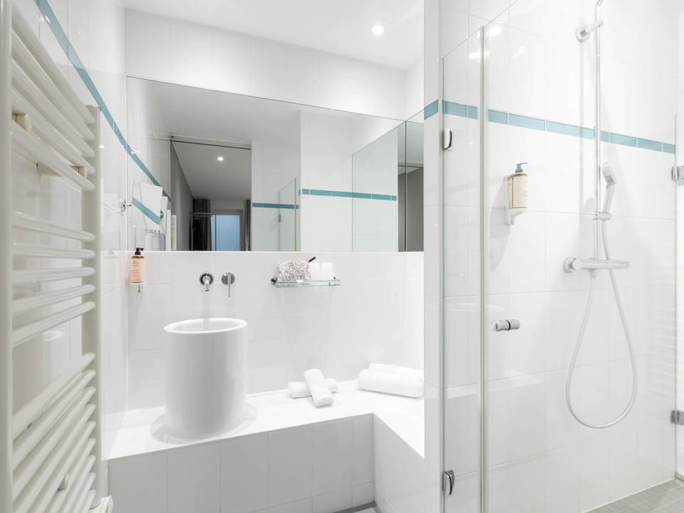 Premium bedding, Select Comfort beds, in-room safe