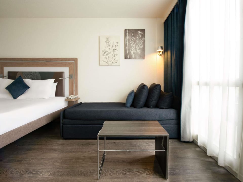 Minibar, in-room safe, desk, blackout drapes