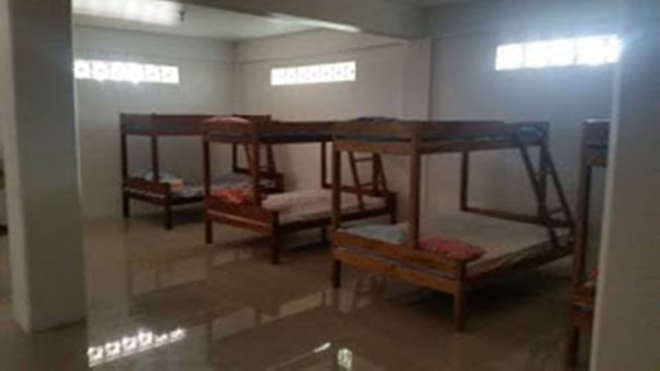 Dormitory Room | Bed sheets