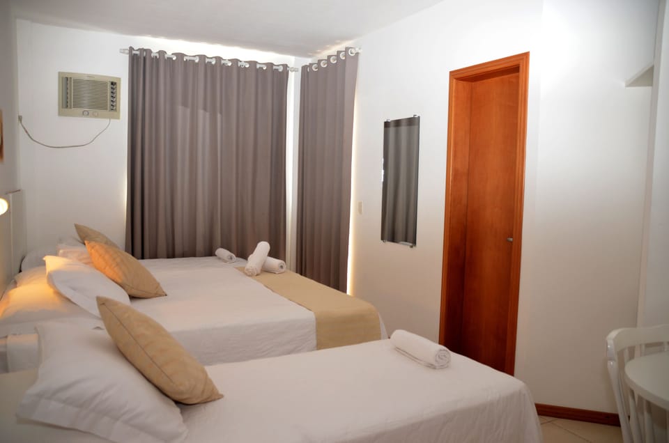 Deluxe Quadruple Room | Minibar, in-room safe, free WiFi, bed sheets
