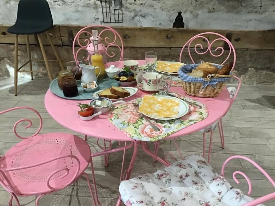 Le rêve d'Emma Chambres d'hôtes Bed and Breakfast in Cavaillon