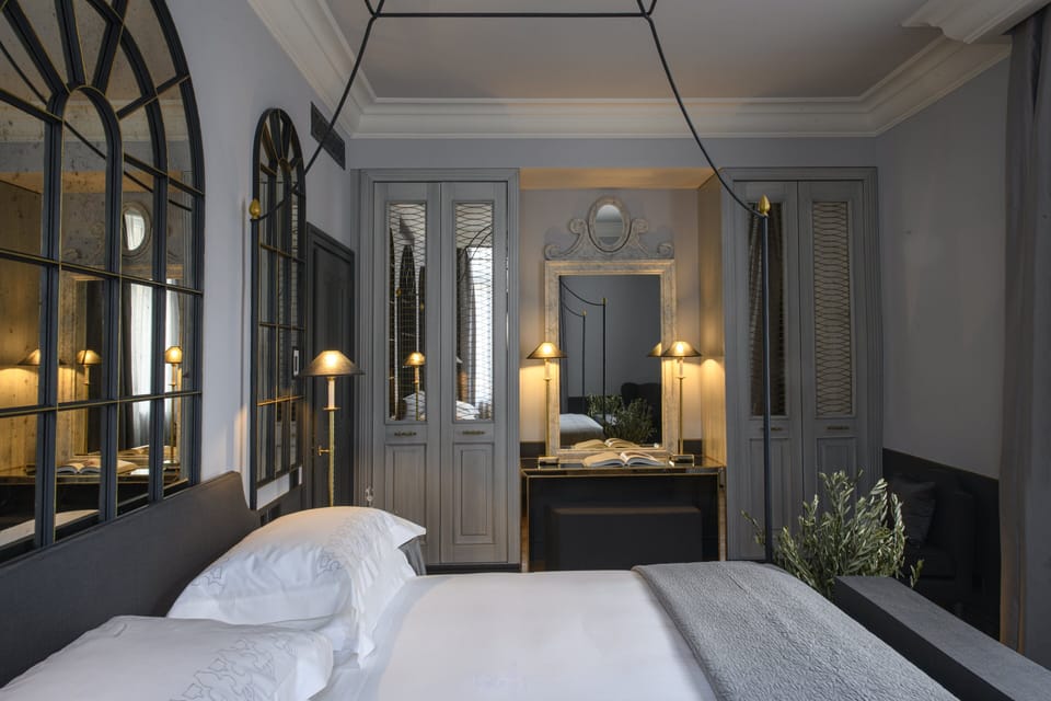 Suite Bristol | 1 bedroom, premium bedding, minibar, in-room safe