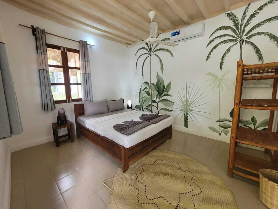 Standard Double Room | Premium bedding, in-room safe, blackout drapes, bed sheets