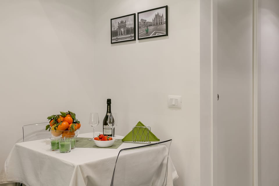 City Studio | In-room dining