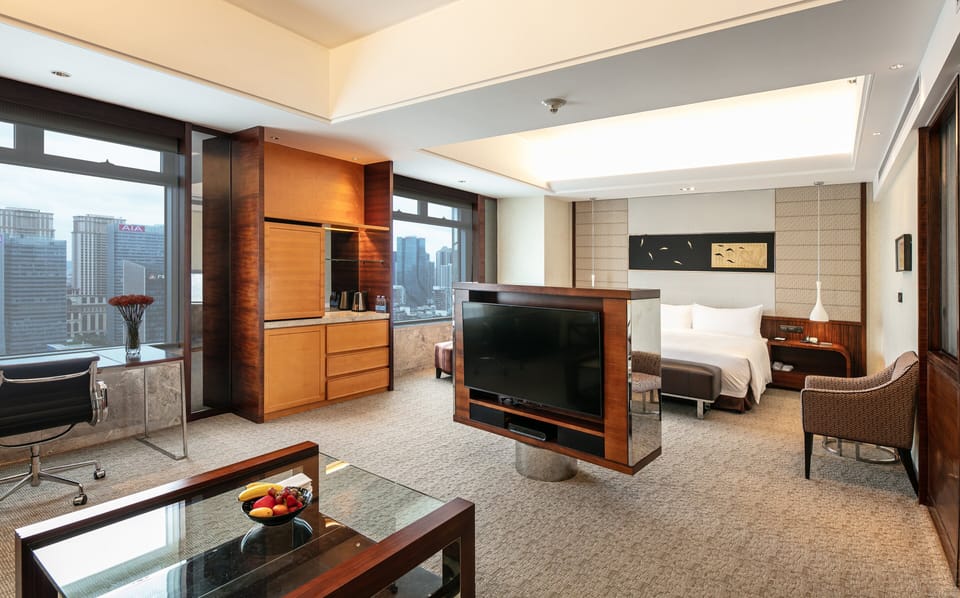 Junior Suite, 1 King Bed | Premium bedding, down comforters, minibar, in-room safe