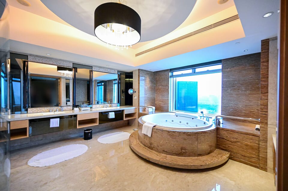 Presidential Suite | Bathroom | Separate tub and shower, deep soaking tub, hair dryer, bathrobes