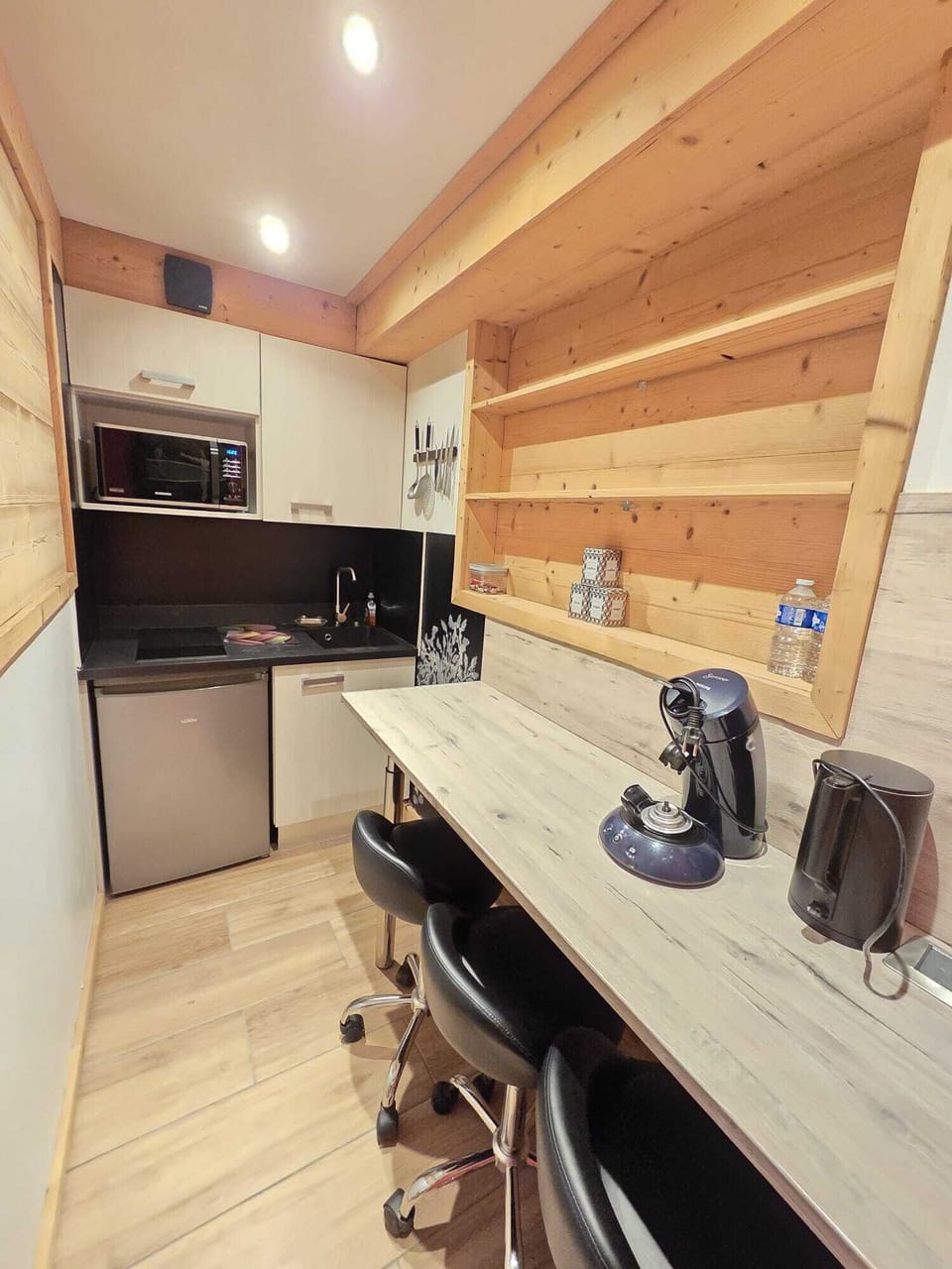 Comfort Studio, Private Bathroom | Private kitchen | Espresso maker, coffee/tea maker, fridge, microwave