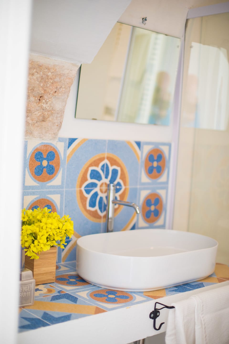 Double Room, 1 Queen Bed (Trullo) | Bathroom sink