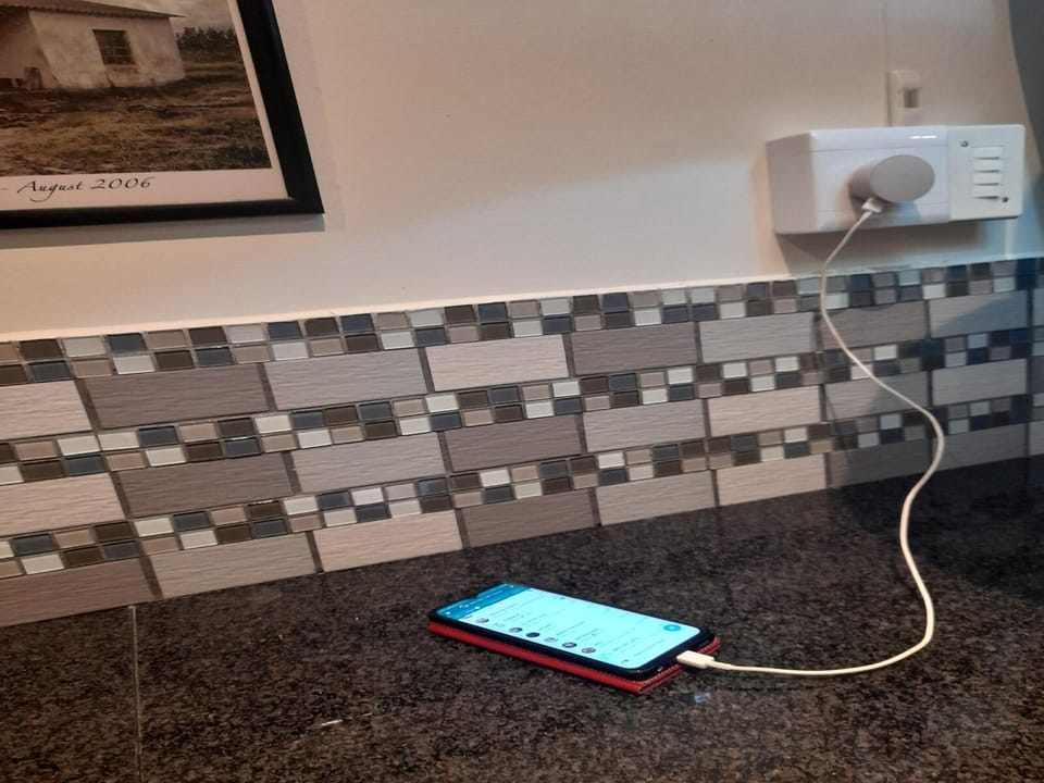 Family Cottage, 2 Bedrooms | Living area | 32-inch flat-screen TV with cable/satellite channels, TV