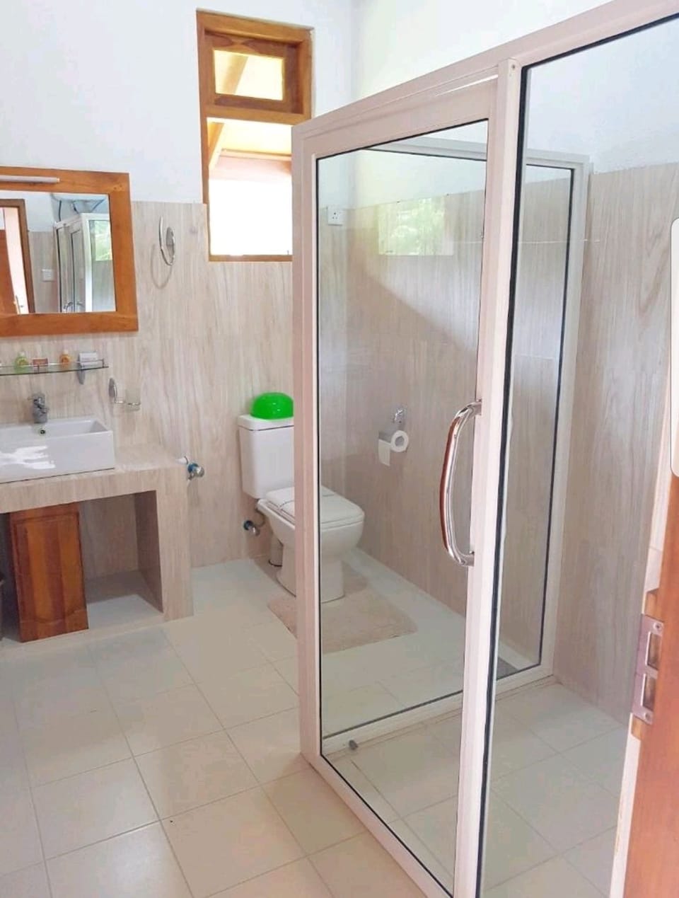 Luxury Villa, Multiple Beds, Smoking, Mountain View | Bathroom | Shower, free toiletries, towels