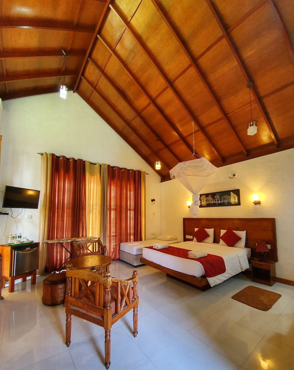 Luxury Villa, Multiple Beds, Smoking, Mountain View | Rollaway beds, free WiFi, wheelchair access