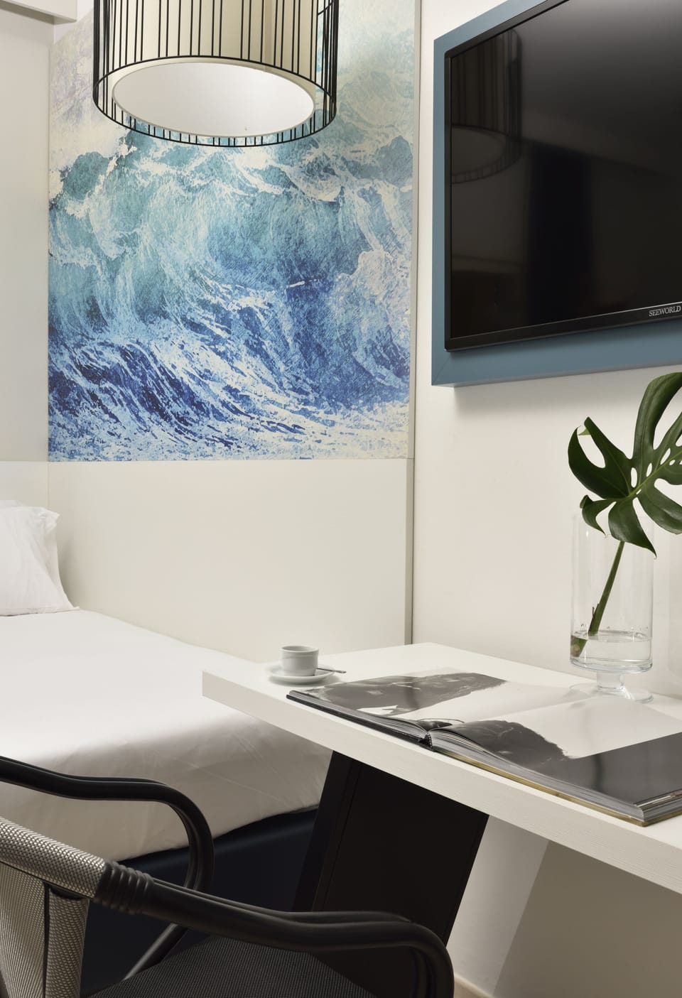 Family Room, Balcony, Garden View (Superior) | Minibar, in-room safe, desk, free WiFi