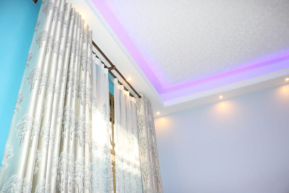 Deluxe Room | Soundproofing, free WiFi, bed sheets, wheelchair access