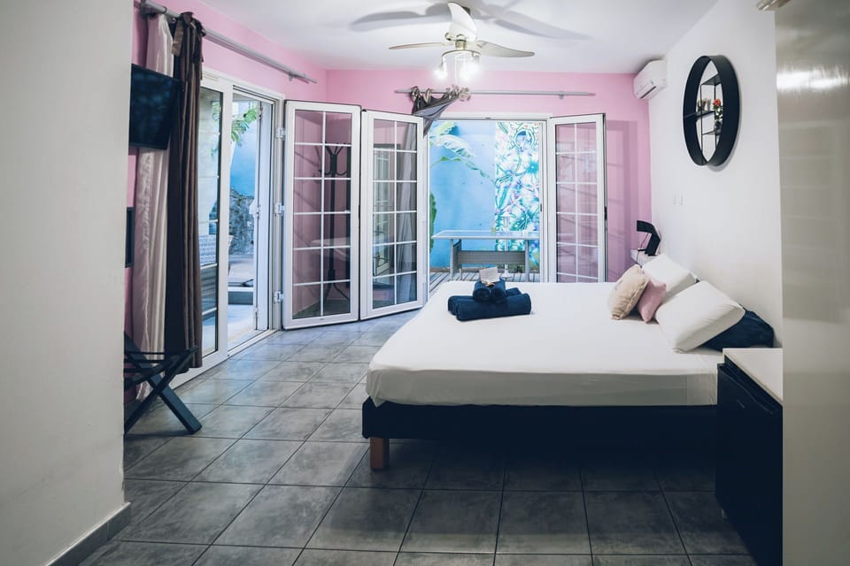 Superior Room | In-room safe, individually furnished, laptop workspace, blackout drapes
