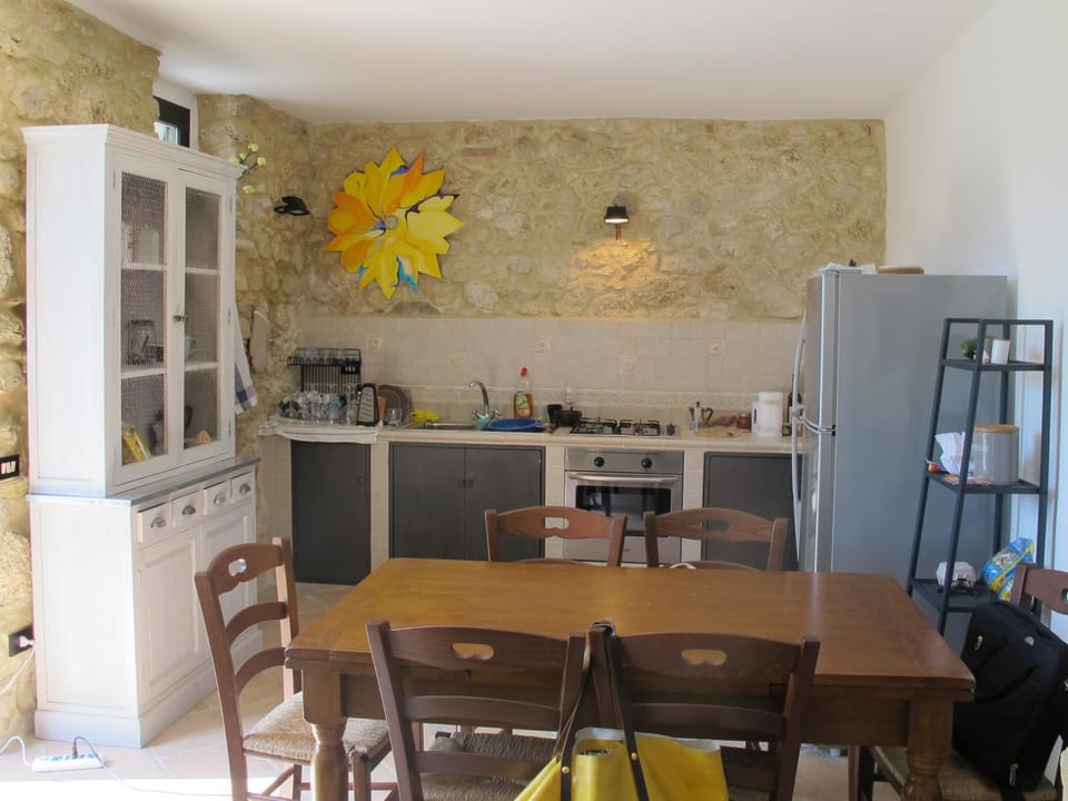 Villa, 3 Bedrooms | Private kitchen | Coffee/tea maker, dining tables
