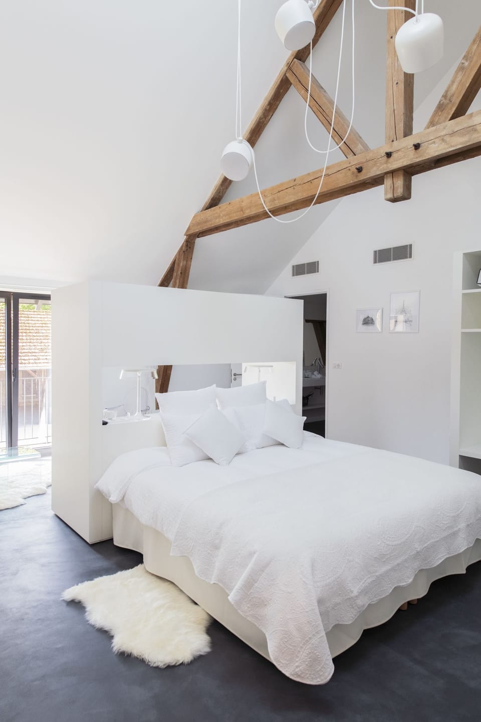 Suite (Blanc de Blancs) | Minibar, in-room safe, desk, blackout drapes