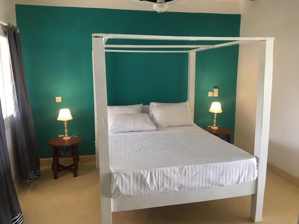 Design Double Room | In-room safe, individually decorated, individually furnished, desk