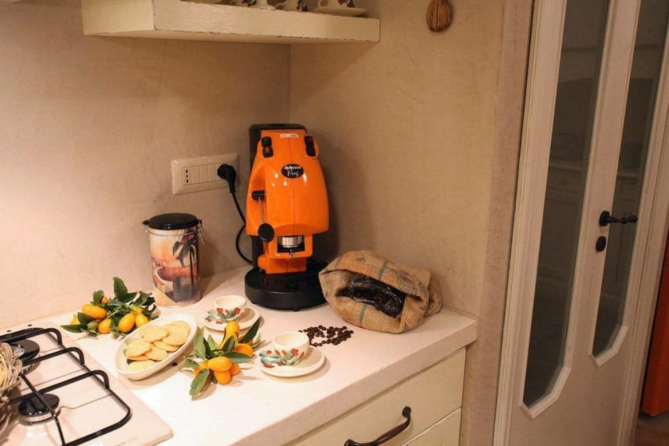 Deluxe House | Coffee and/or coffee maker