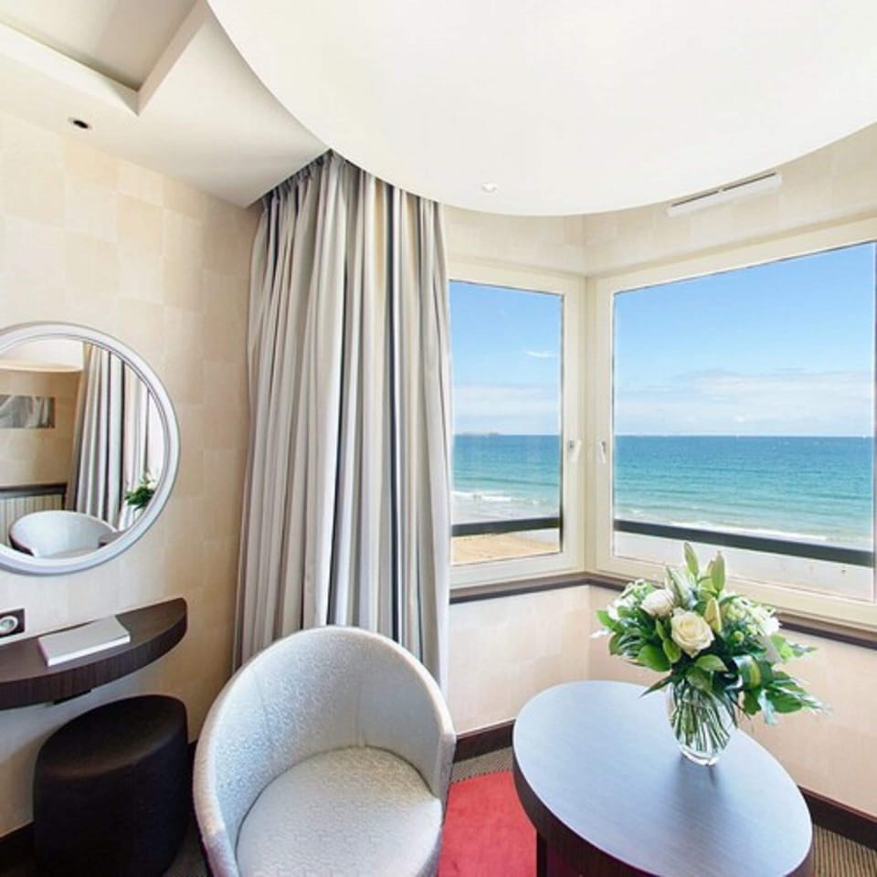 Emeraude Double Room, Sea View | Beach/ocean view