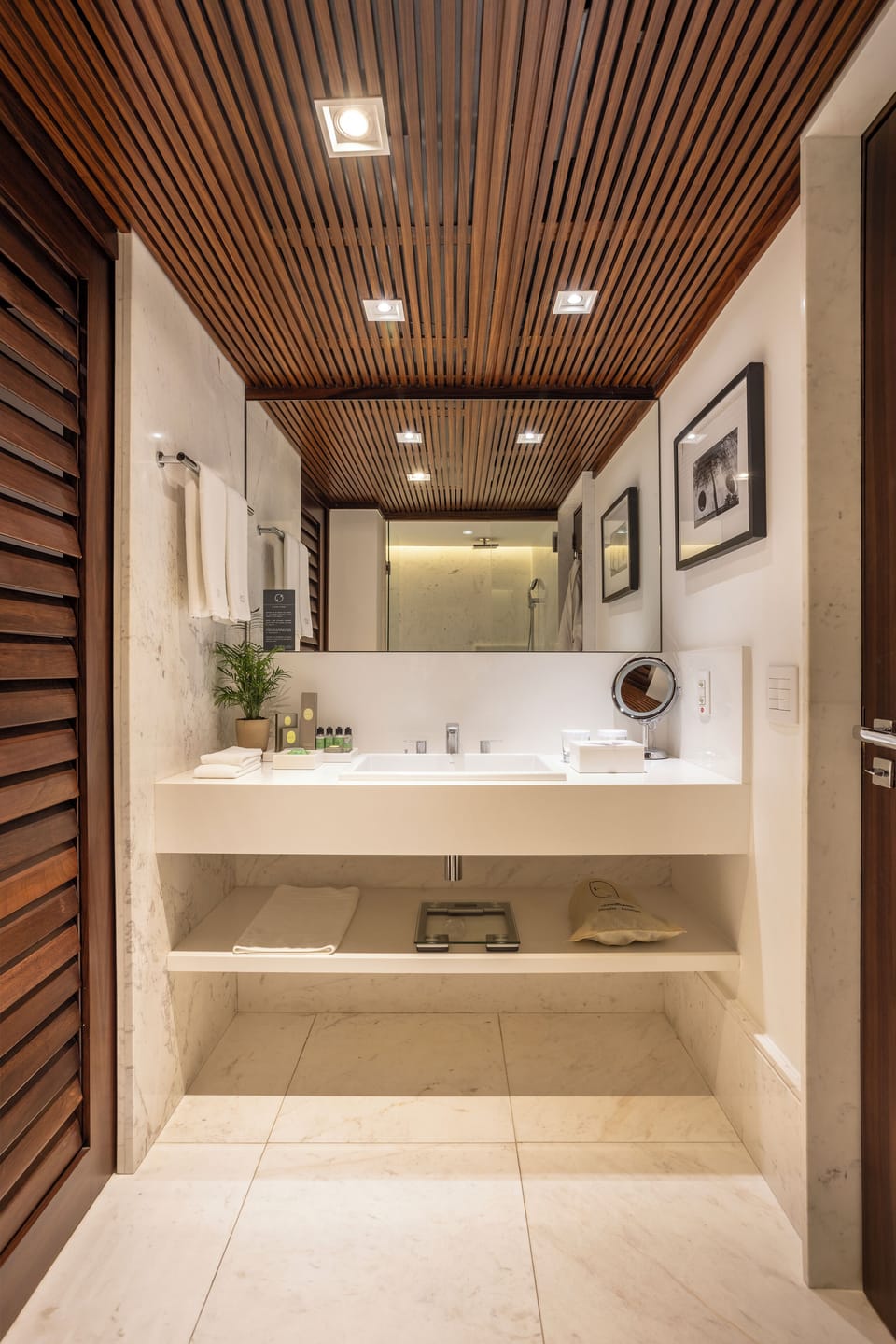 Suite L'Hotel | Bathroom | Designer toiletries, hair dryer, bathrobes, slippers