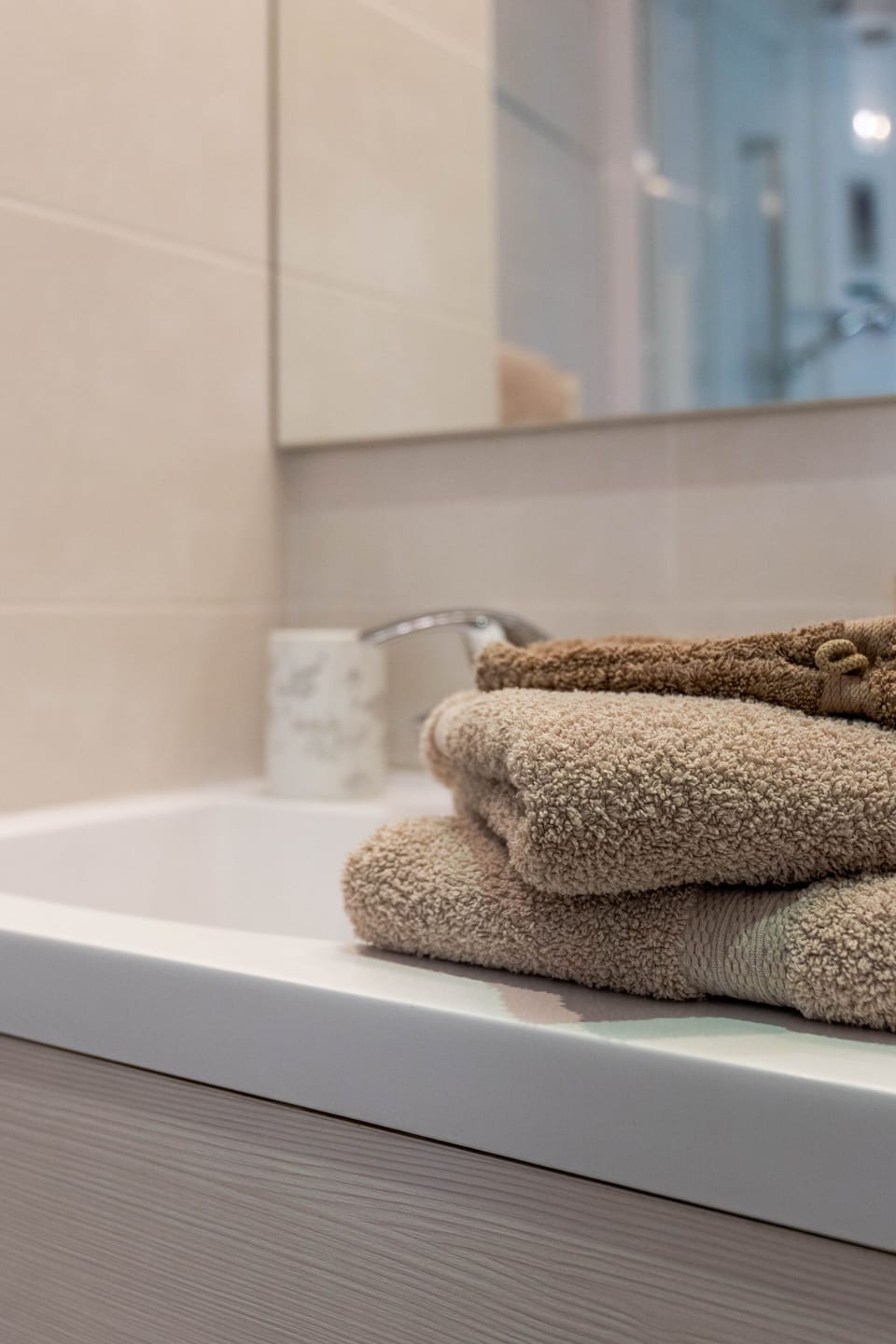 Basic Studio (Burkina) | Bathroom sink