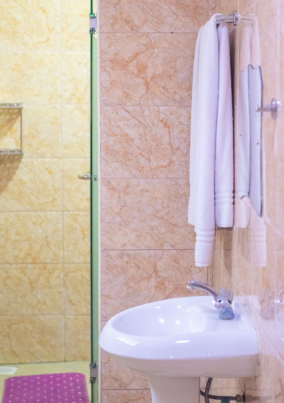 Luxury Double or Twin Room | Desk, blackout drapes, iron/ironing board, free WiFi