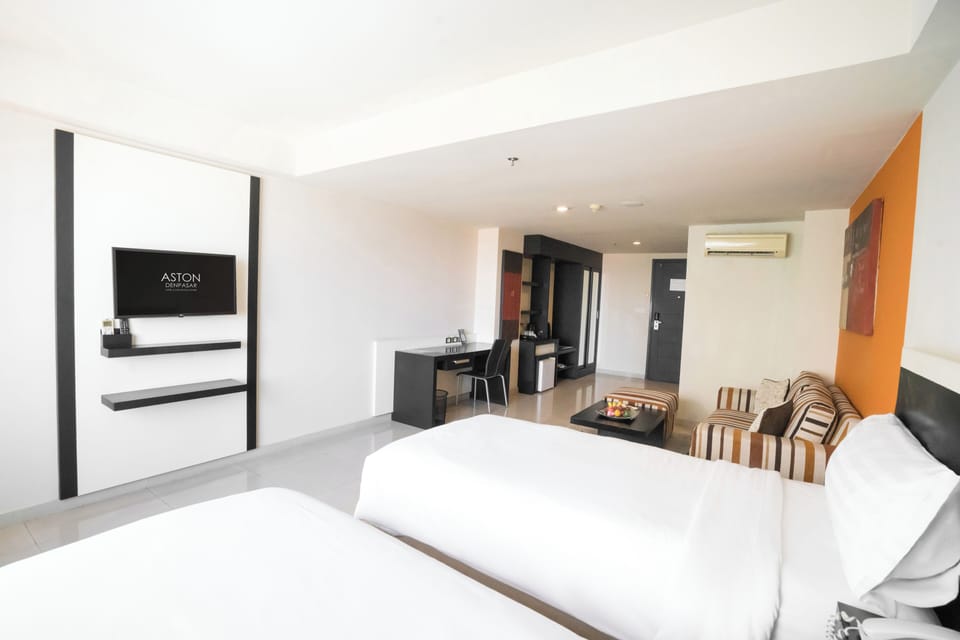 Premium bedding, pillowtop beds, minibar, in-room safe