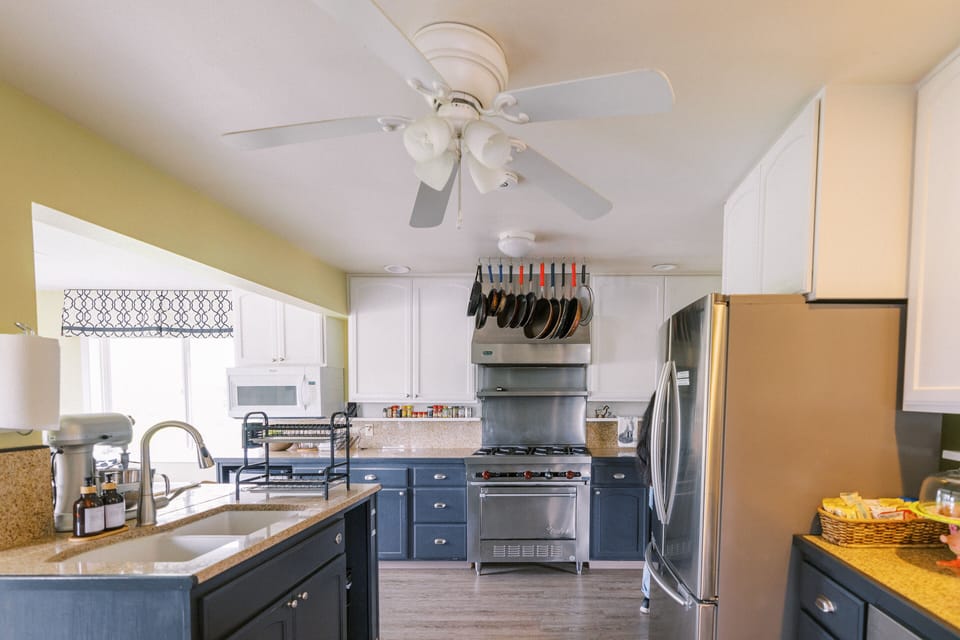 Shared fridge, microwave