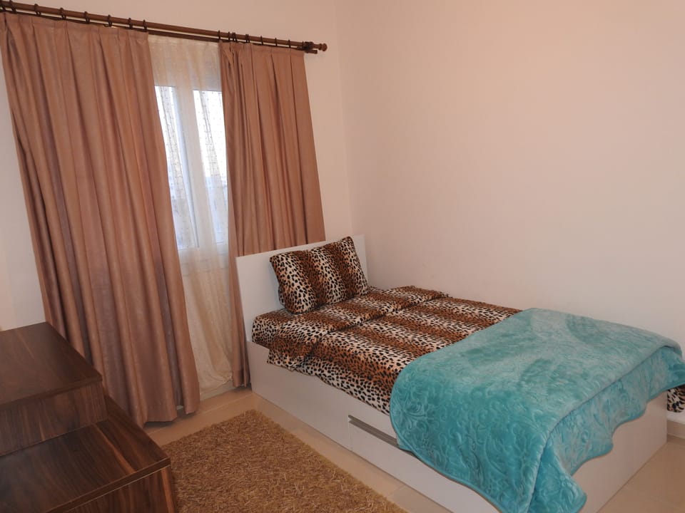 Deluxe Apartment, Sea View | 1 bedroom, soundproofing, iron/ironing board, free WiFi