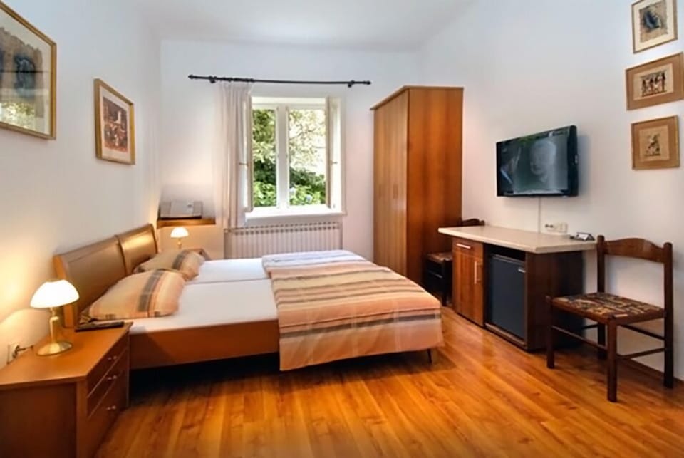 Family Apartment, Kitchen, Garden View | View from room