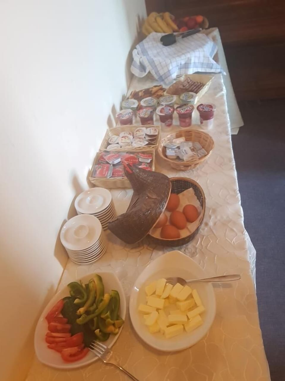 Daily buffet breakfast for a fee