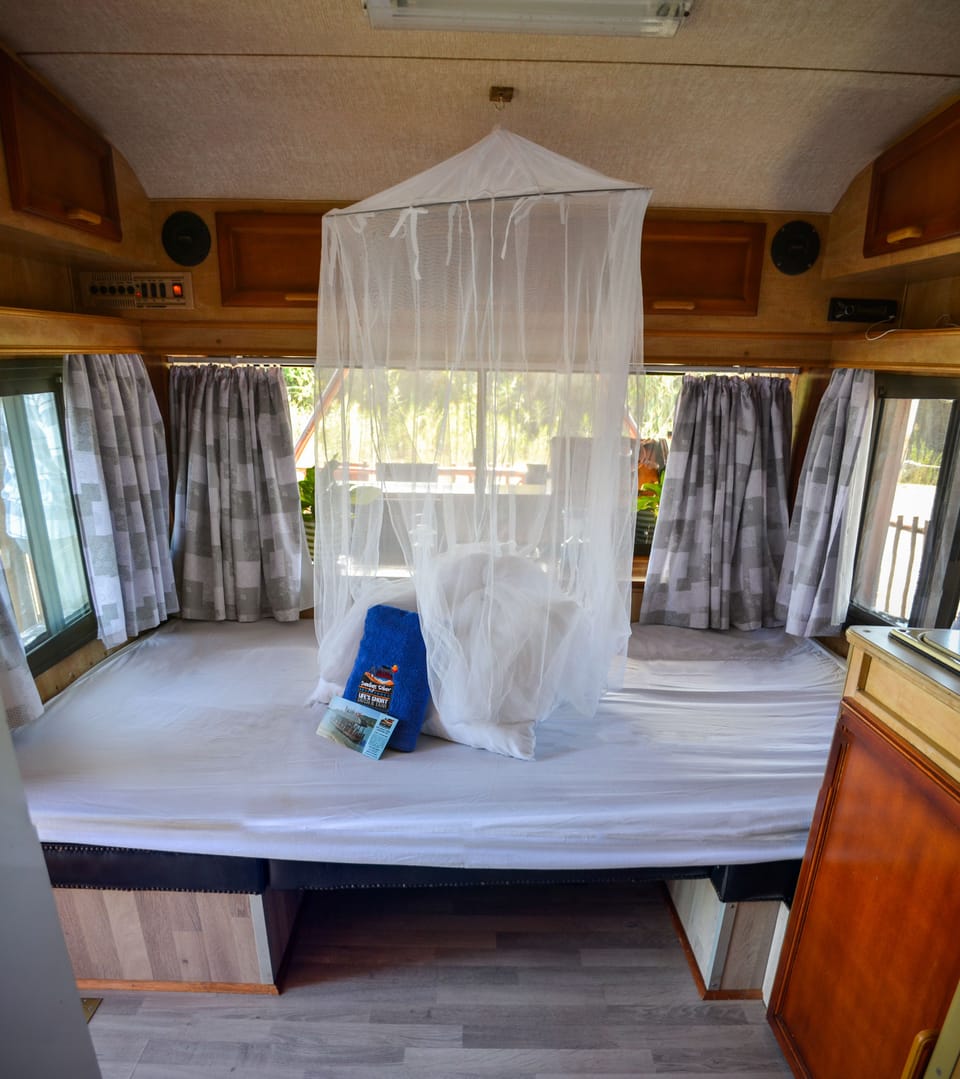 Maggie May House Boat | Individually decorated, individually furnished, bed sheets