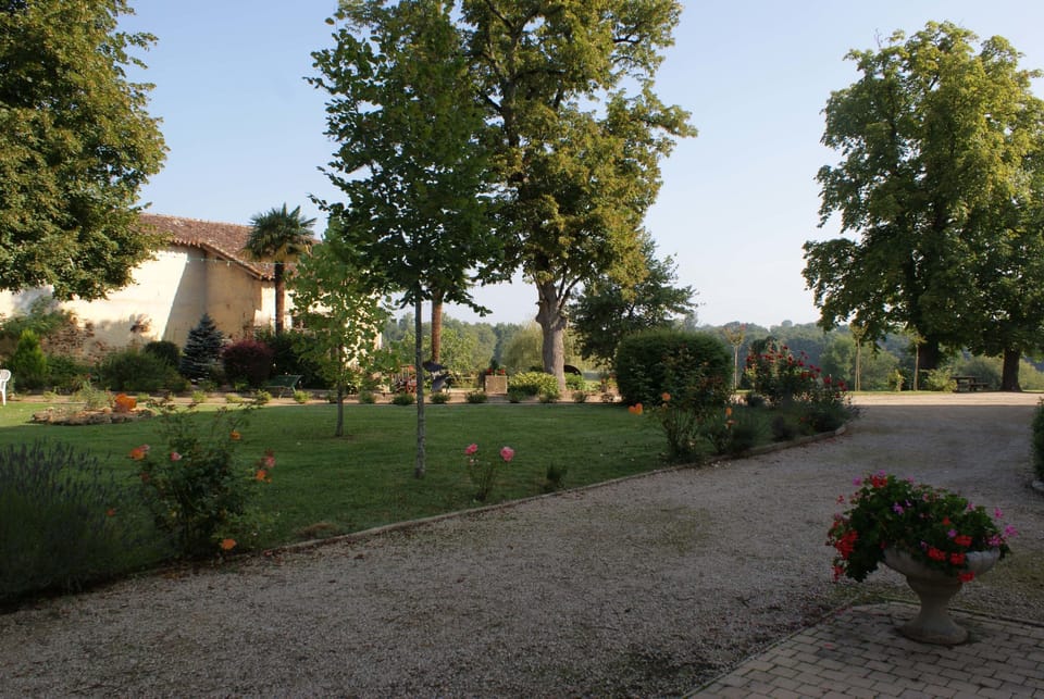 Château d'Aon Bed and Breakfast in Nouvelle-Aquitaine