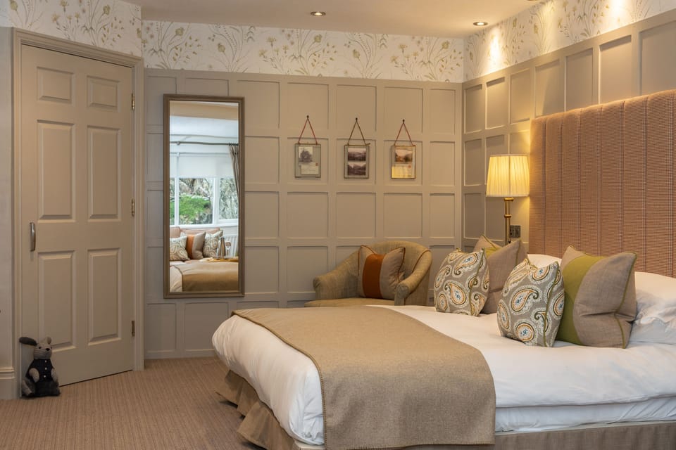 Premium Double Room | Egyptian cotton sheets, premium bedding, minibar, in-room safe